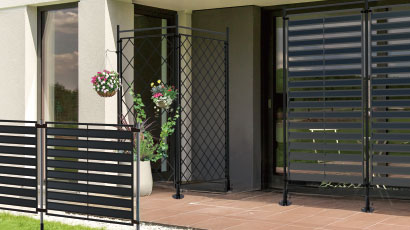 アルミフェンスルーバー