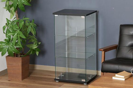 4面ガラス張り　支柱なし