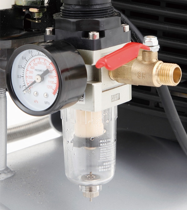 �G�A�t�B���^�[