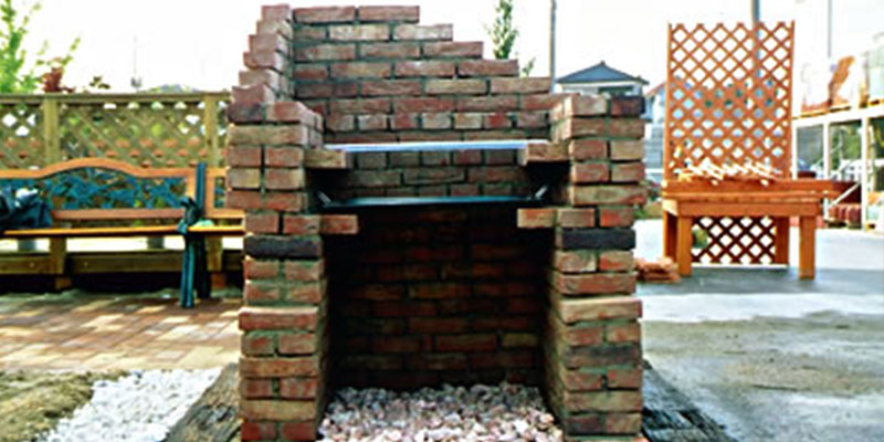 レンガで作ろう「バーベキューコンロ」