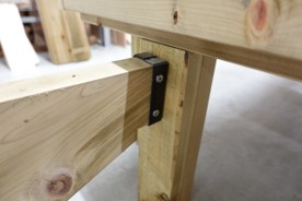 連結金物ビス打ち