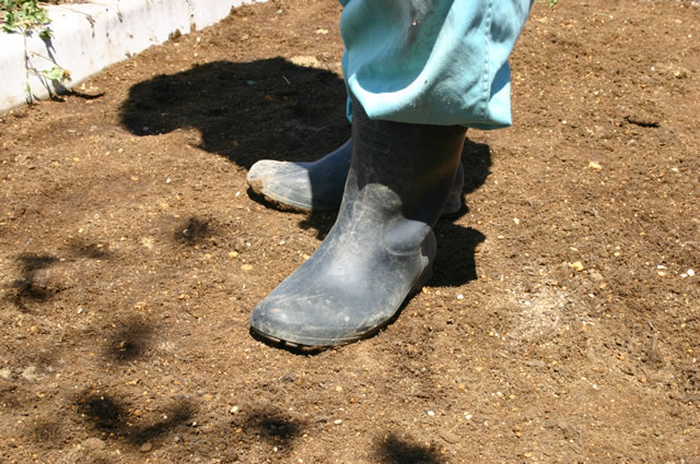 高圧線コード・接続線はしっかり結ぶ