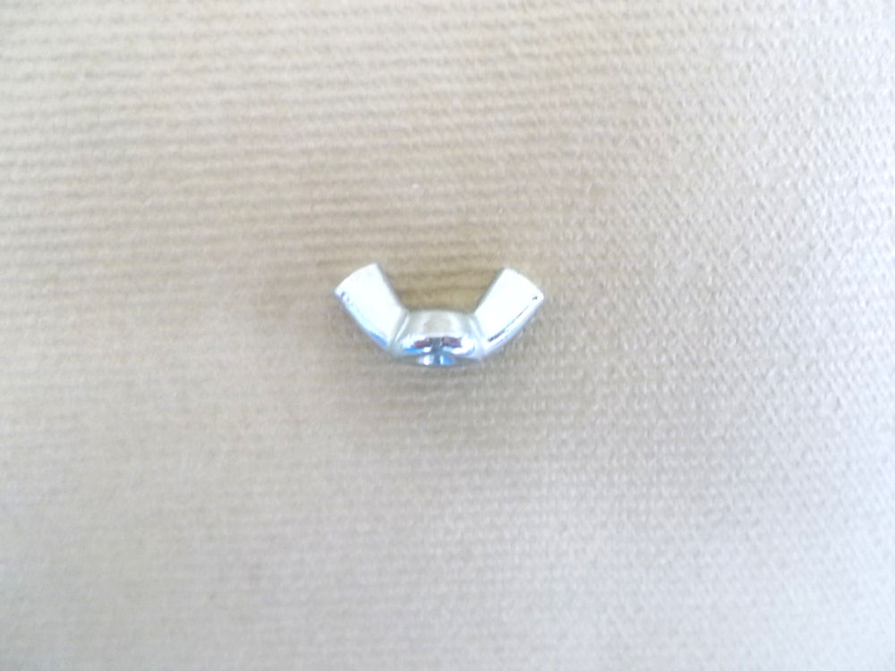 チョウナットバラユニクロ４