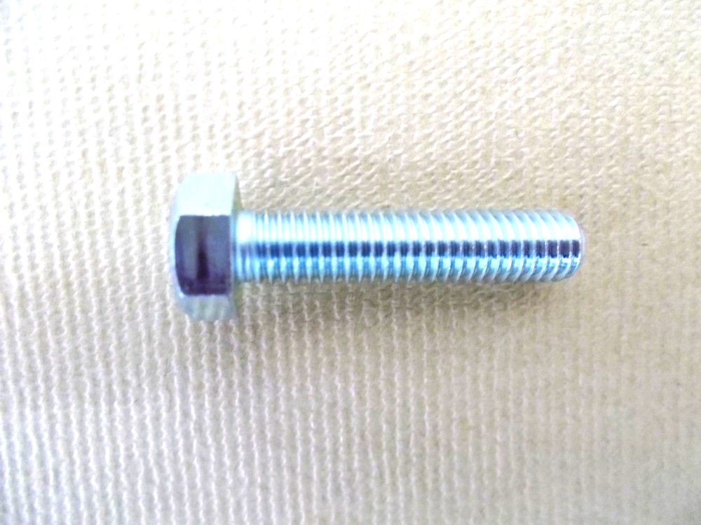 ＩＳＯボルト　ユニクロバラ　８Ｘ３５