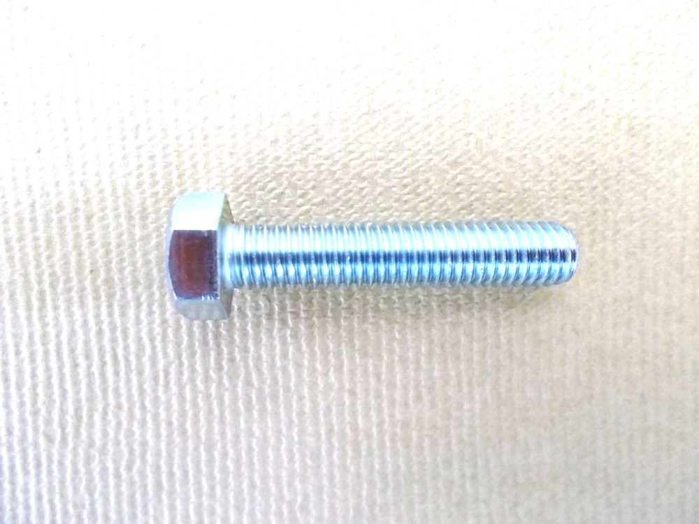 ＩＳＯボルト　ユニクロバラ　８Ｘ４０