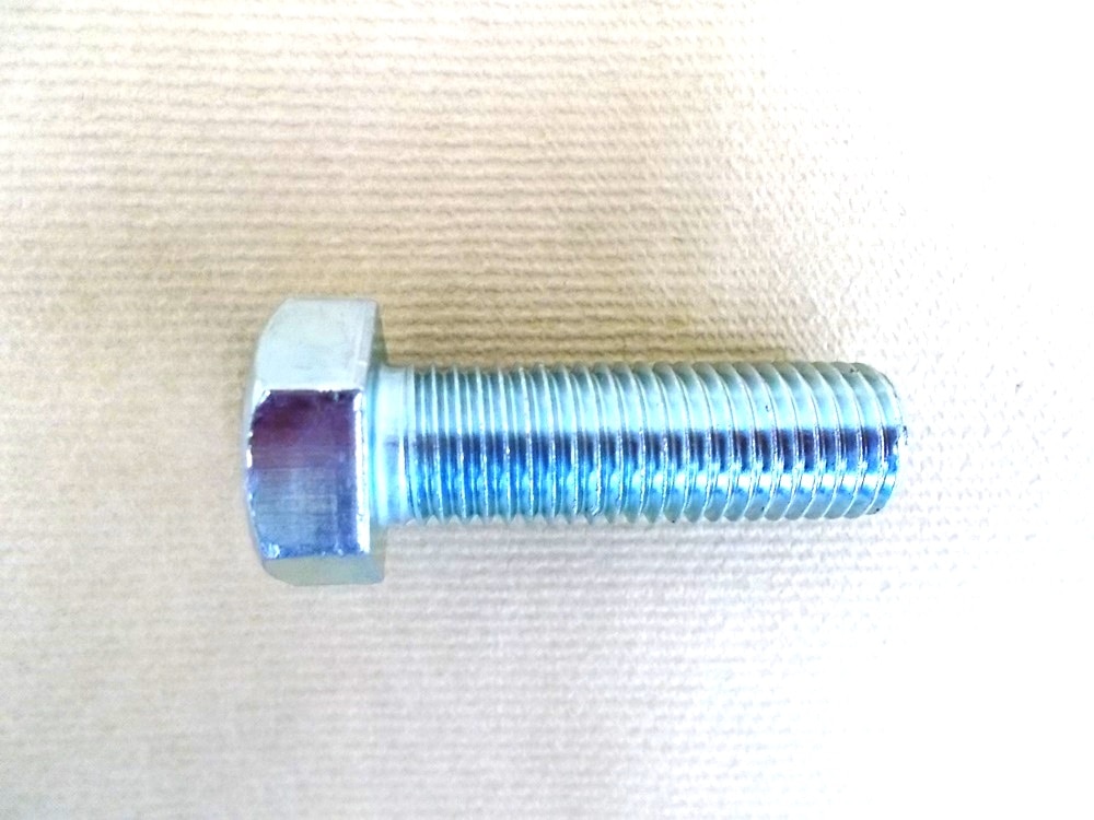 ＩＳＯボルト　ユニクロバラ　１６Ｘ５０