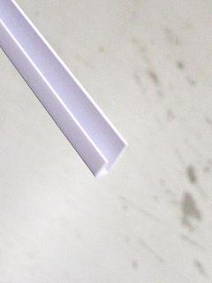 光モール　ホワイトジョイナー　コ３　１０００ｍｍ　ＮＯ．２５５