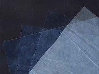 屋根ビニール　無滴（流滴）梨地　中接　７．３ｍ幅　０．１ｍｍ厚　ハトメ無