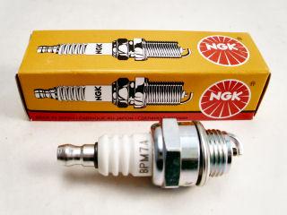 ＮＧＫ　刈払機プラグ　ＢＰＭ７Ａ