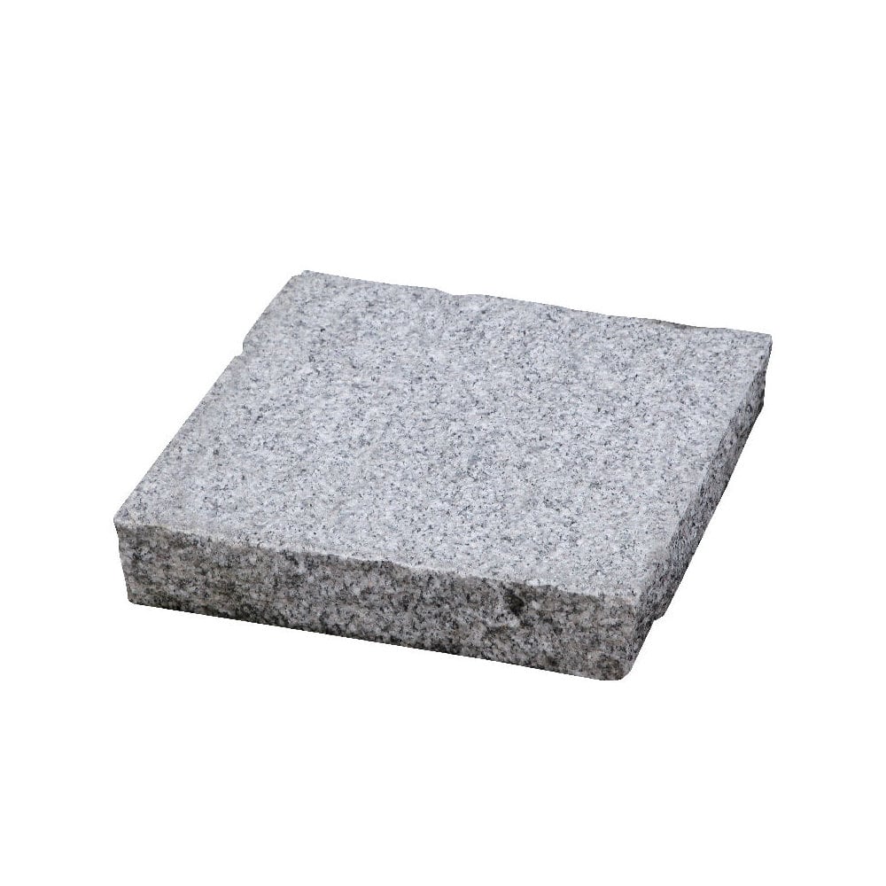 御影敷石　（白）　ノミ仕上げ　３０×３０ｃｍ