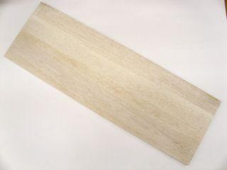 ファルカタ工作材　（約）９１０×１３×３００