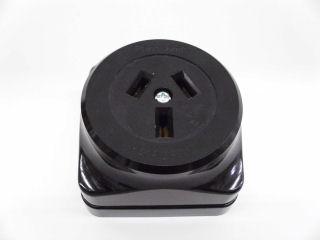 パナソニック　角型コンセント　３Ｐ　２０Ａ　ＷＫ１３２０