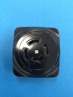 パナソニック　引掛け露出コンセント　ＷＫ２４２０Ｋ