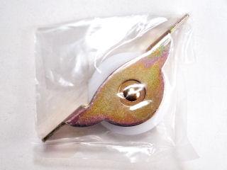 ヨコズナ普及品フラッター戸車３３ｍｍＶ型鉄枠ＦＤＭ