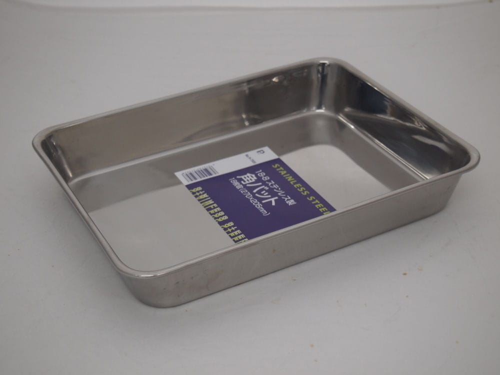 １８－８　ステンレス製角バット　１８枚取　２７０×２０５ｍｍ