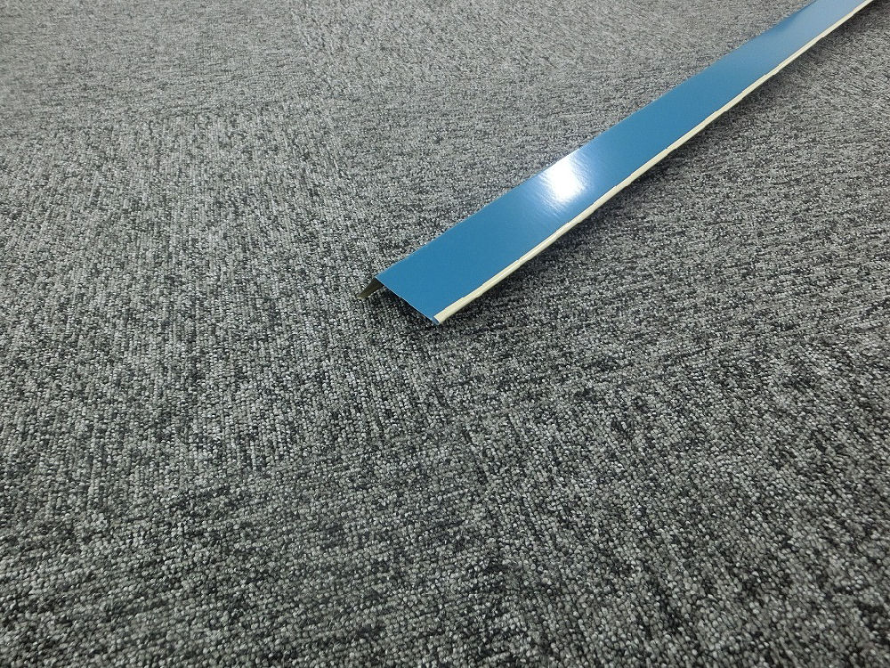 トタン軒先水切　０．２７厚　ブルー　６尺