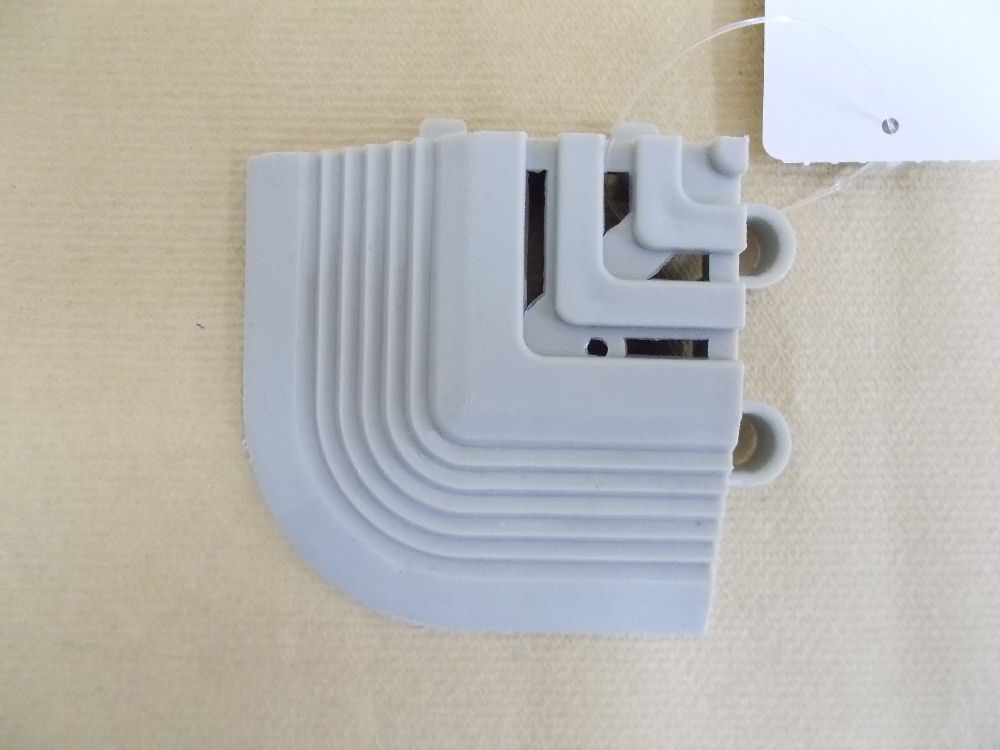 グレー人工芝用フチＣ型（コーナー）