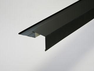 ＴＫルーフ用ケラバ水切　ブラック　厚み０．２７×長さ６尺