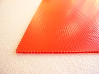 ＰＰプレート　９００×１８００×４ｍｍ厚　レッド