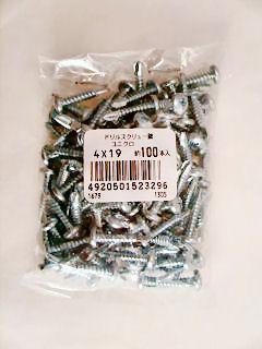 Ｋ＋ＢＵＩＬＤ　ドリルスクリュー鍋ユニクロ４×１９（１００本入り）