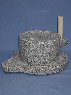 みかげ石　皿型挽き臼　２４ｃｍ型