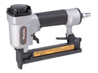 マキタ　エアタッカ　１０ｍｍ　ＡＴ１０２５ＢＺＫ