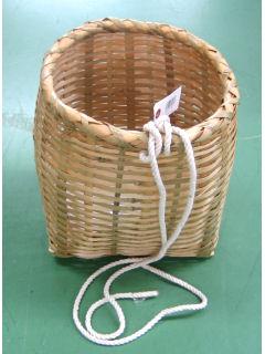 上竹腰カゴ　ひも付き