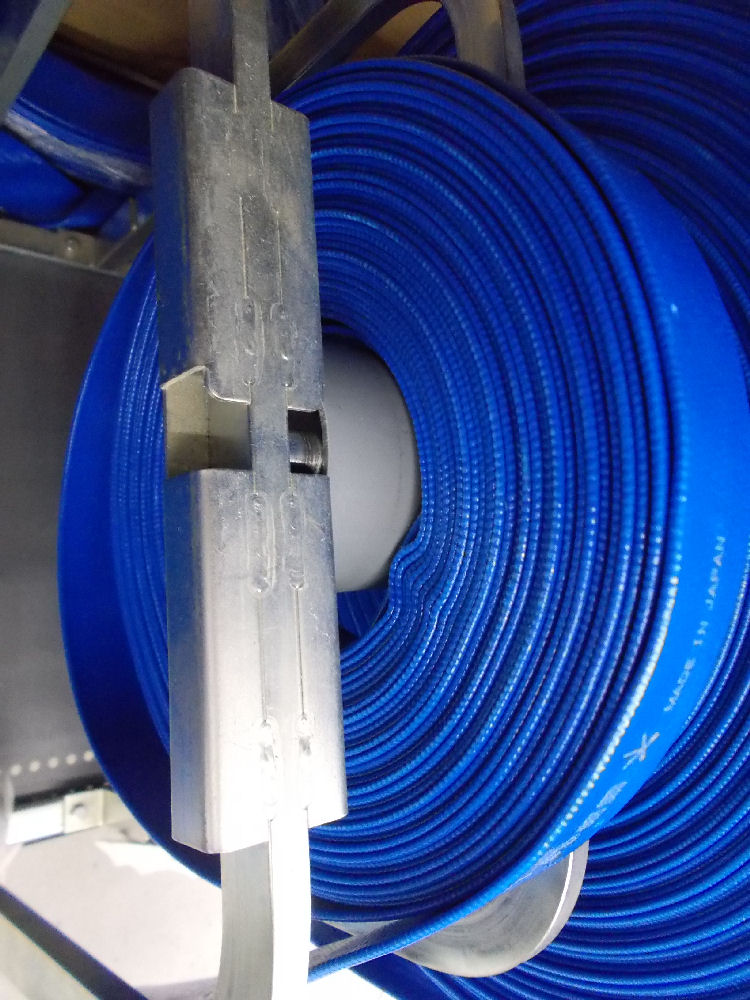 カクイチ　消雪ホース　千鳥穴あき（両穴）　直径約２５ｍｍ　１ｍ　Ｇ２５