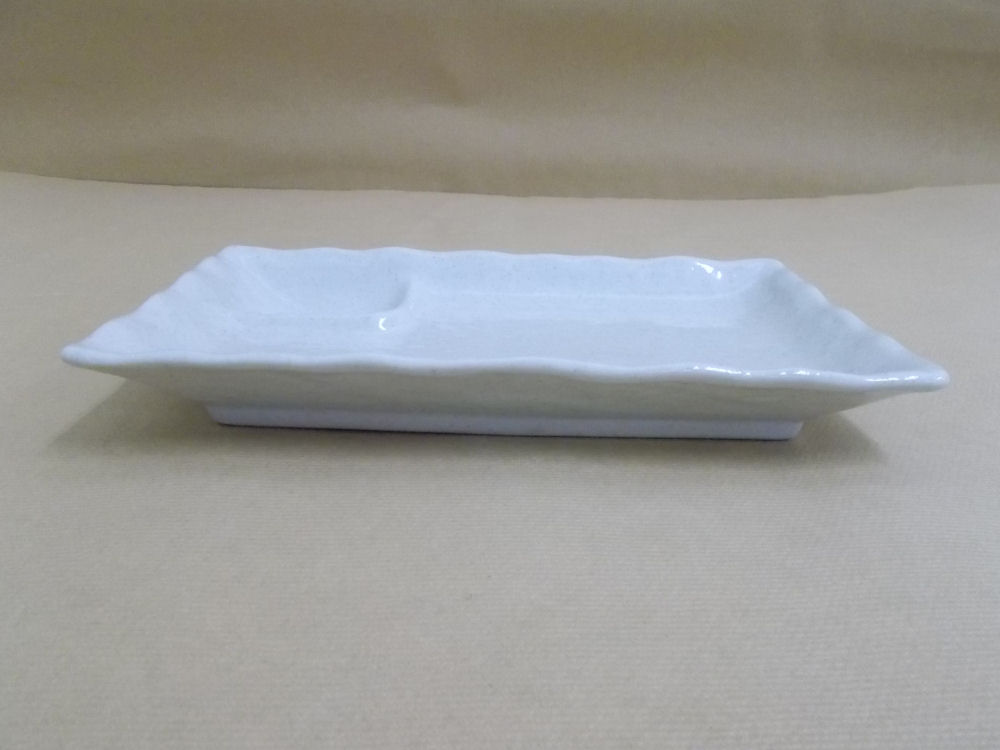 【美濃焼】二つ仕切り皿　大　２２ｃｍ