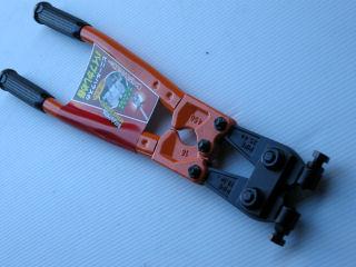 パイプかしめ器　直径１９．１～２５．４ｍｍ用