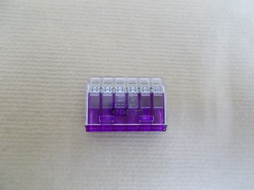 電線コネクター　６本用