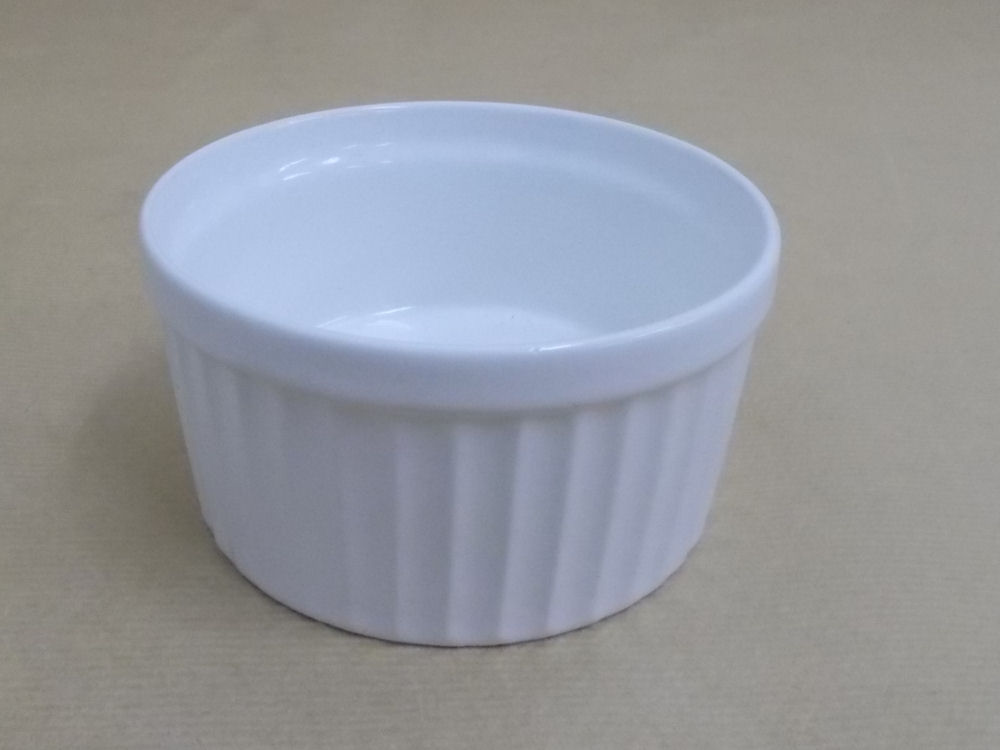 【美濃焼】白スフレ　中　９ｃｍ