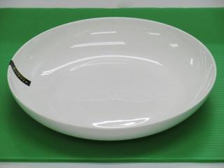 ボーンチャイナ　深型プレート　２２ｃｍ