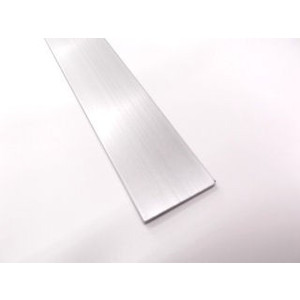 アルミフラットバー　３．０×３０×４０００　シルバー