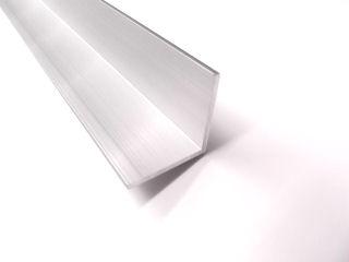 建材アングル　０．８×２５×２５×３６４０　シルバー