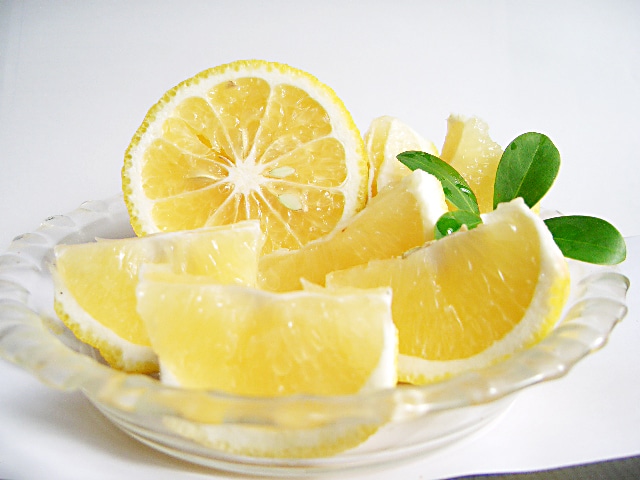 高知県産　四万十はるか　家庭用　サイズＬ～３Ｌ　約６ｋｇ（２４～３８玉入）【注文期限２０２６年４月１０日】