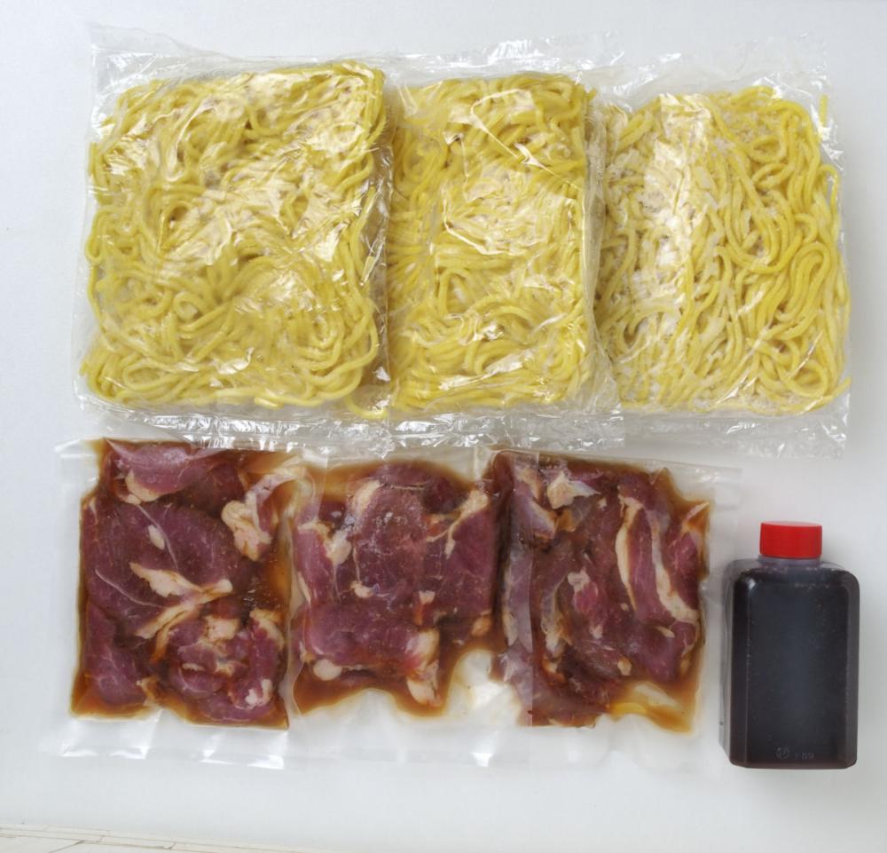 北海道千歳市加工　ジンギスカン焼きそば　３食セット