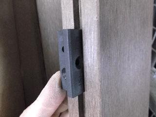 人工木デッキ材　床板固定金具　１０個入り　【ｑ】