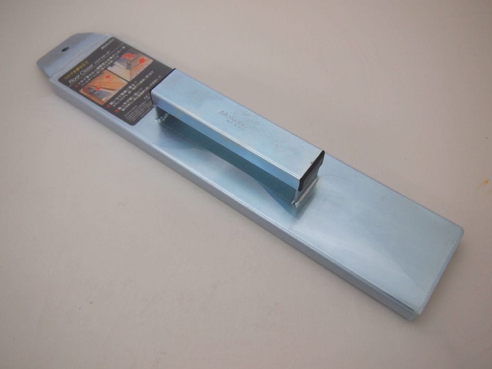 フロアクローザー