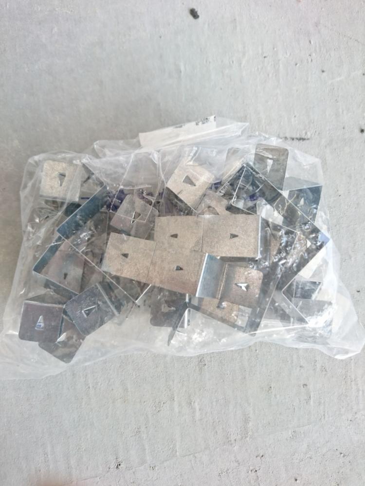 カネライトオメガピン　４０×２５　１７個入り