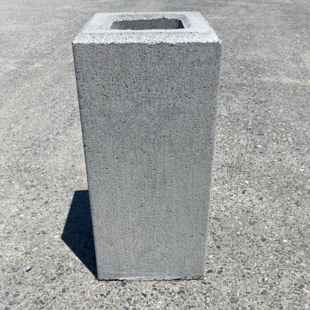 フェンス基礎石　即脱式　幅１８×奥行１８×高さ４０ｃｍ