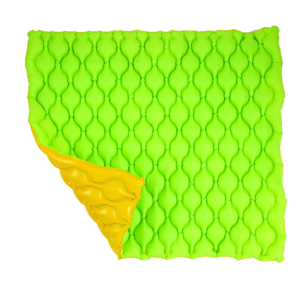 プールクッション　１３０×１００ｃｍ