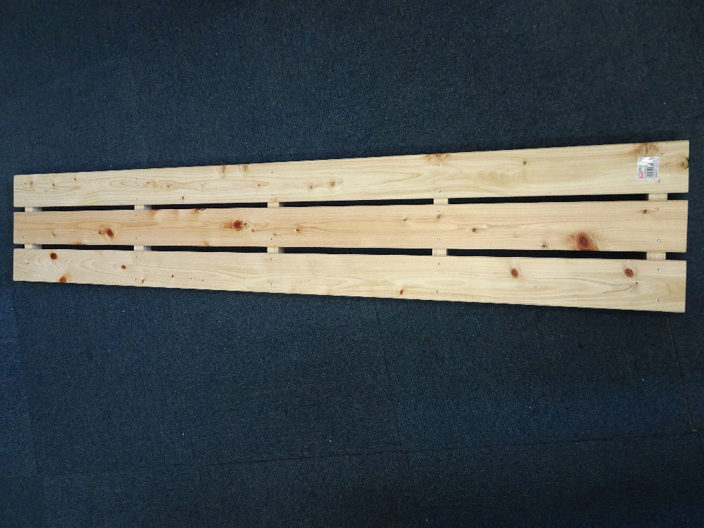 檜多目的すのこ３枚打　約１５００×３７×２７５ｍｍ