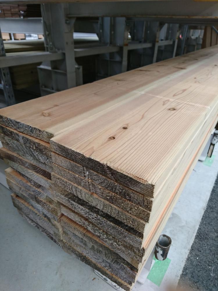 杉ＡＤプレーナー破風板　約２４×２１０×４０００