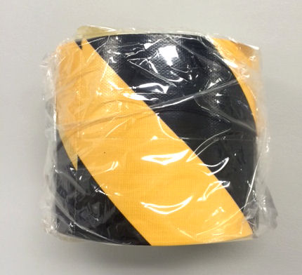 トラ布テープ　＃１１１　黒黄　１００ｍｍ×２５ｍ