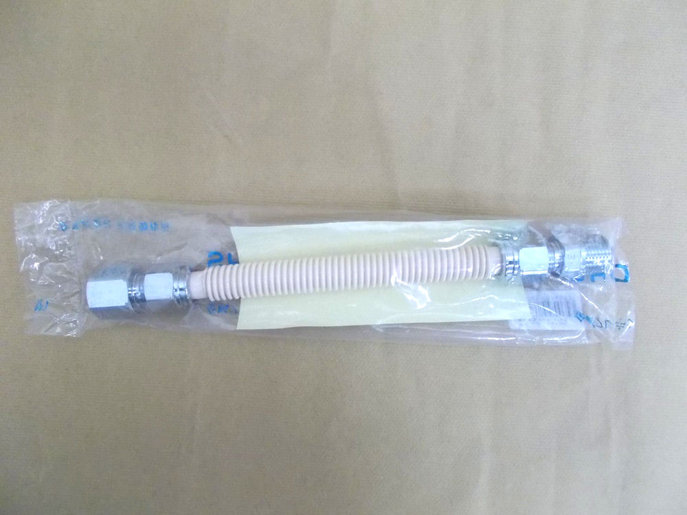 低圧金属フレキ管　１／２×２００　ＬＰ