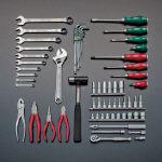 ＴＯＮＥ　シャッター付サービスボード　工具一式のみ　ＣＳ３１１Ｃ＿