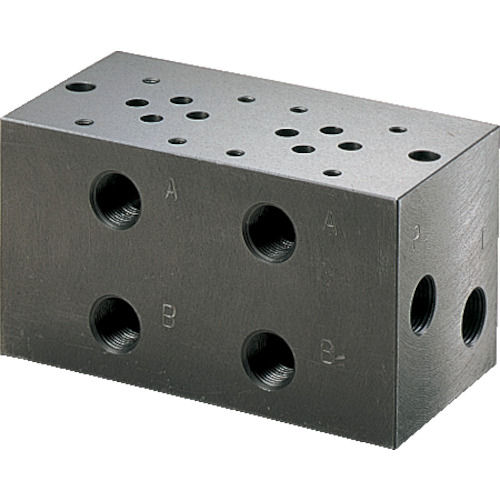 ダイキン　マニホールドブロック　＿