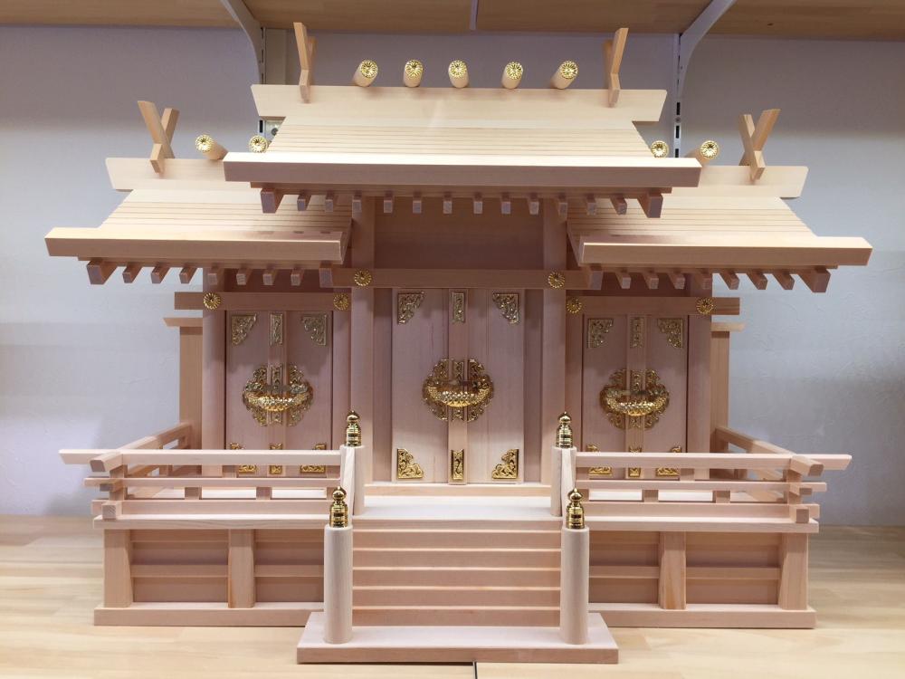 木曽桧　屋根違い三社　中