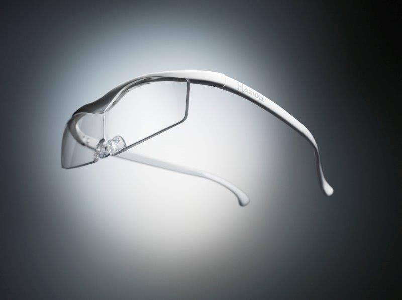 ハズキルーペコンパクトクリア１．６倍白